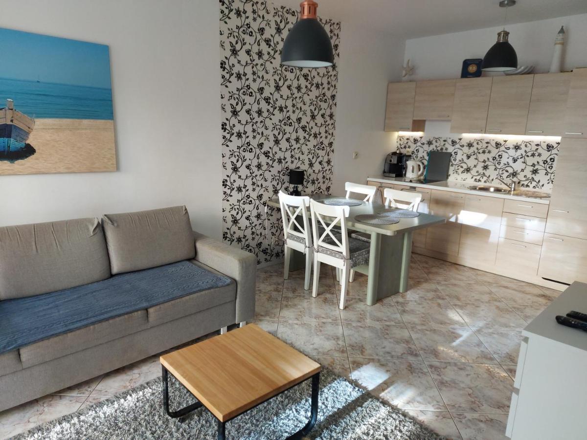 Apartament Portowy Z Garazem, Ul Towarowa Kołobrzeg Exterior foto