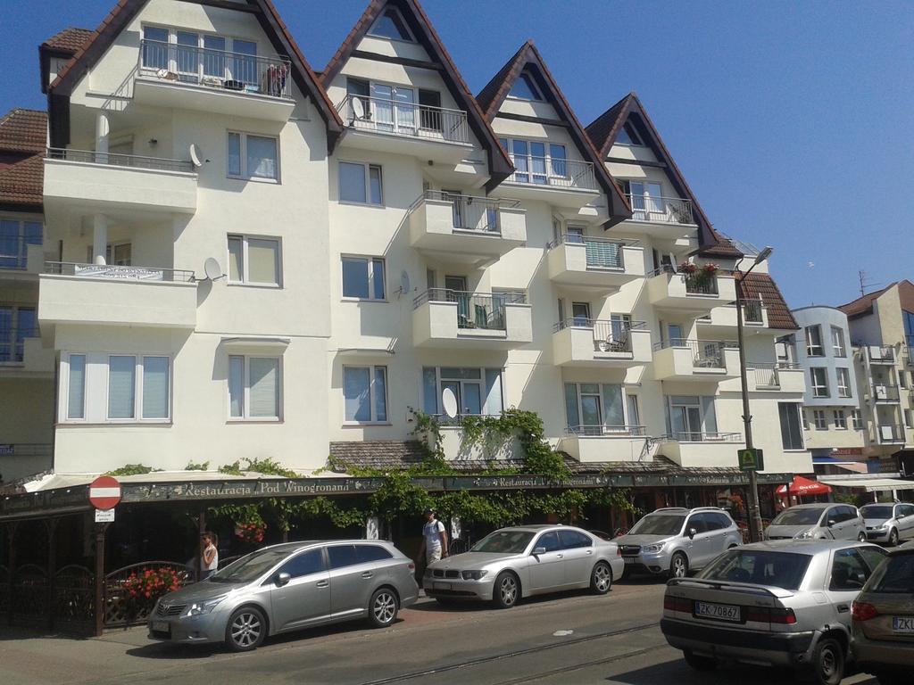 Apartament Portowy Z Garazem, Ul Towarowa Kołobrzeg Habitación foto